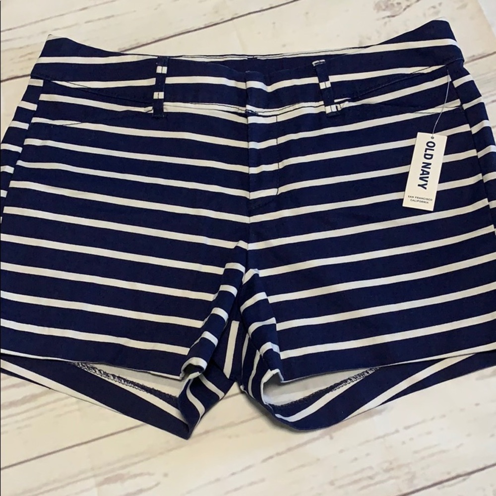 New old navy shorts